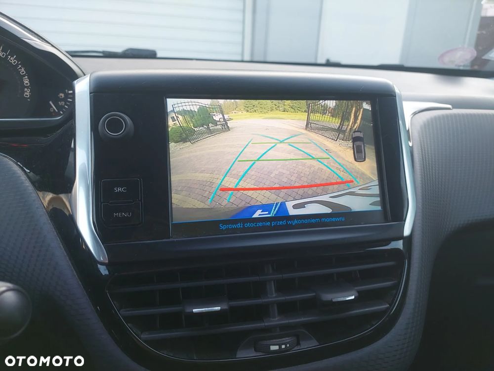 Peugeot 2008 PureTech 82 Allure - 16
