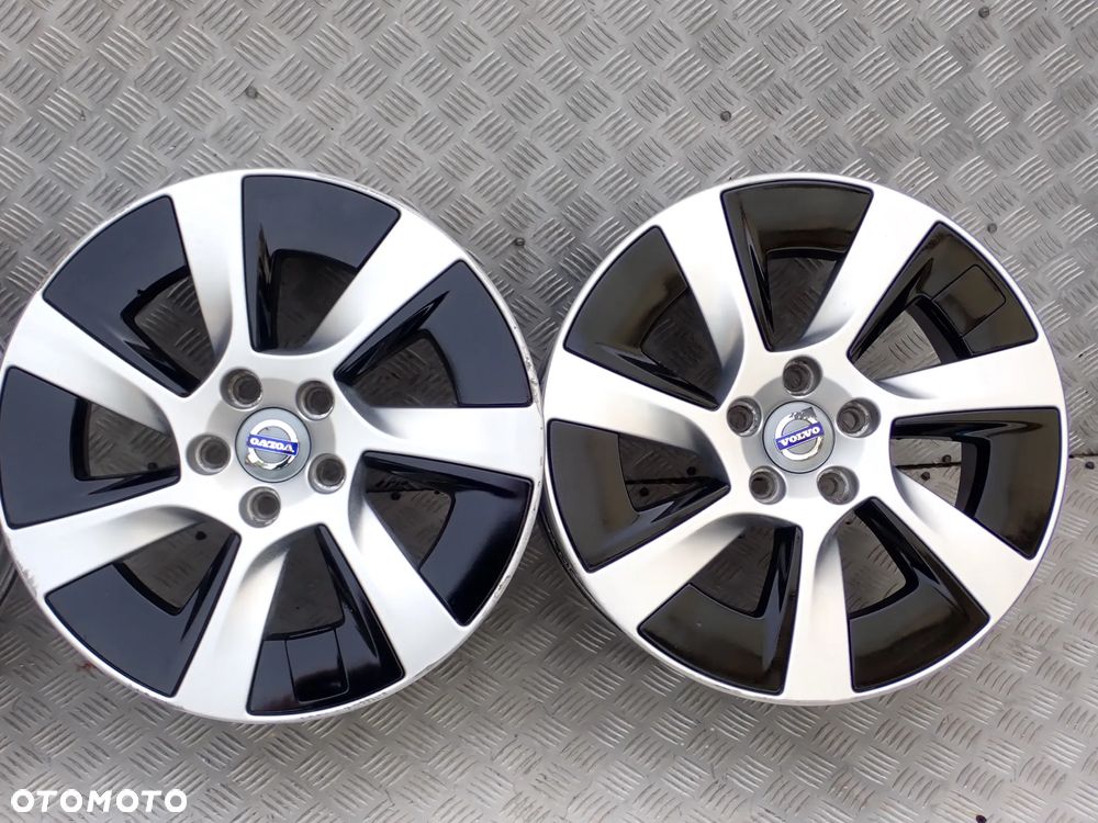 FELGI ALUMINIOWE VOLVO  8JX17  ET 55  5X108  31317607 - 2