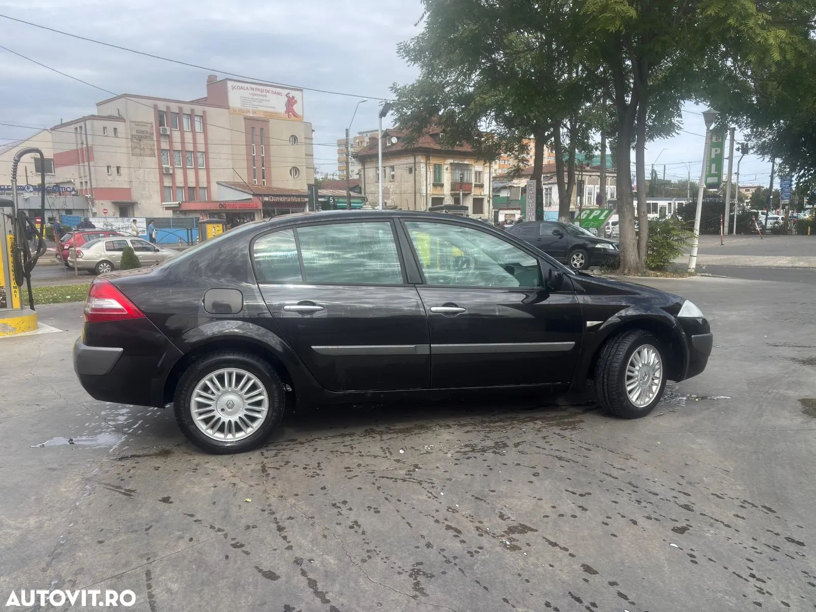 Renault Megane II Sedan 1.5 dCi Privilege - 1
