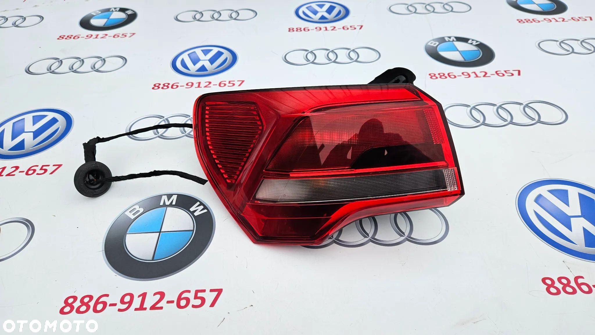 Audi Q3 83A 2 II Kompletna lampa tył lewy Lampa tylna lewa z kostką i kablem 83A945069 EUROPA ŁADNA - 1