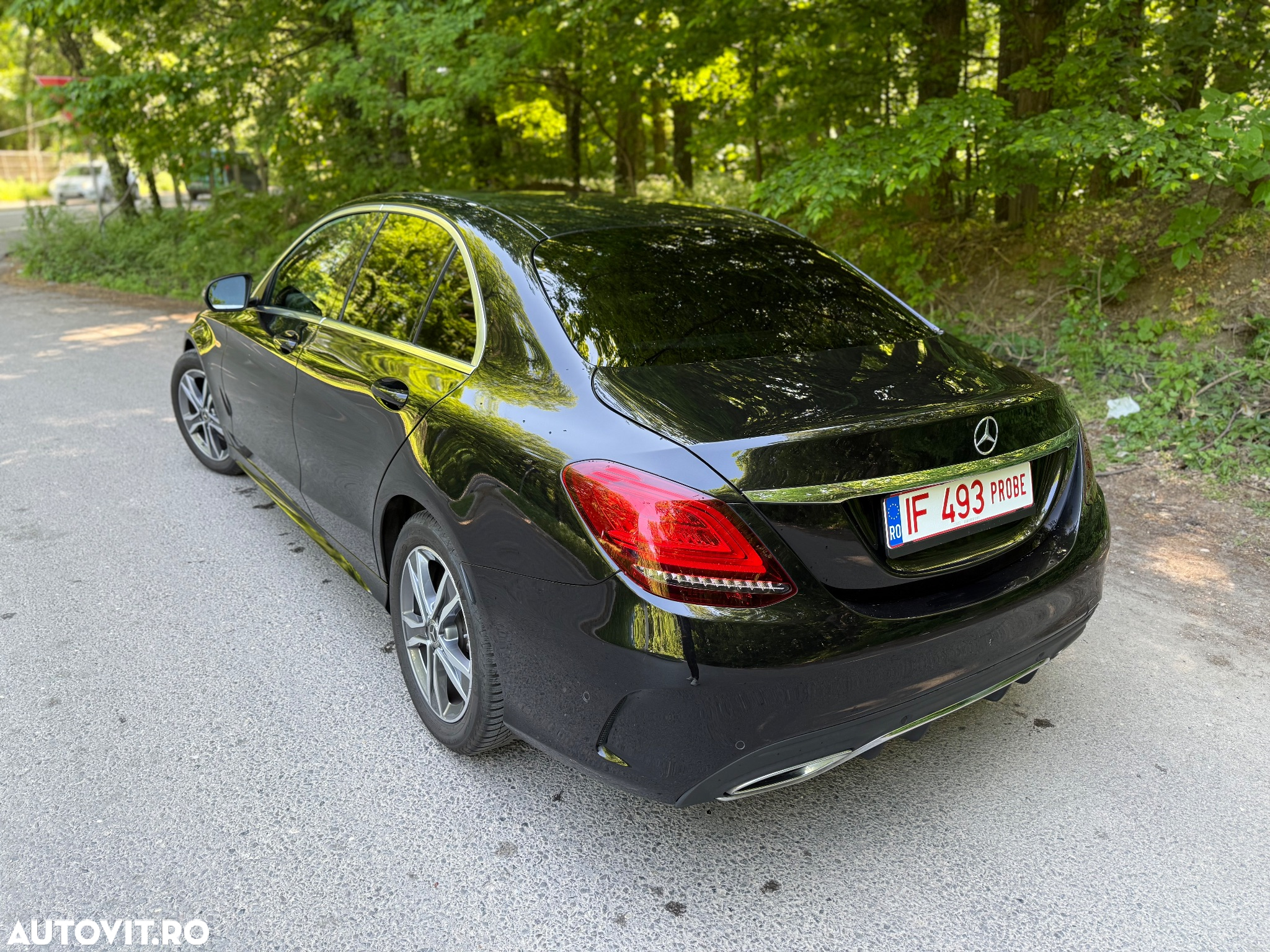 Mercedes-Benz C 180 d T 9G-TRONIC AMG Line - 11