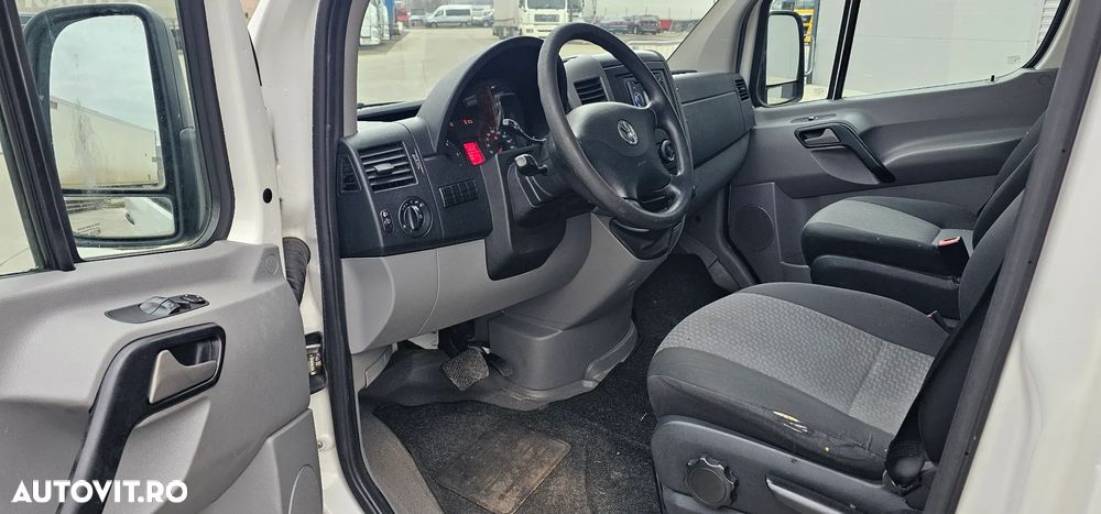 Volkswagen Crafter 2.5 TDi - 8