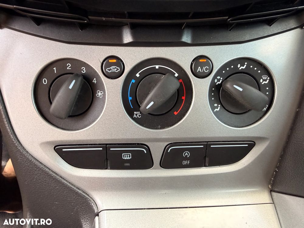 Ford Focus 1.5 TDCi DPF Start-Stopp-System Business - 11