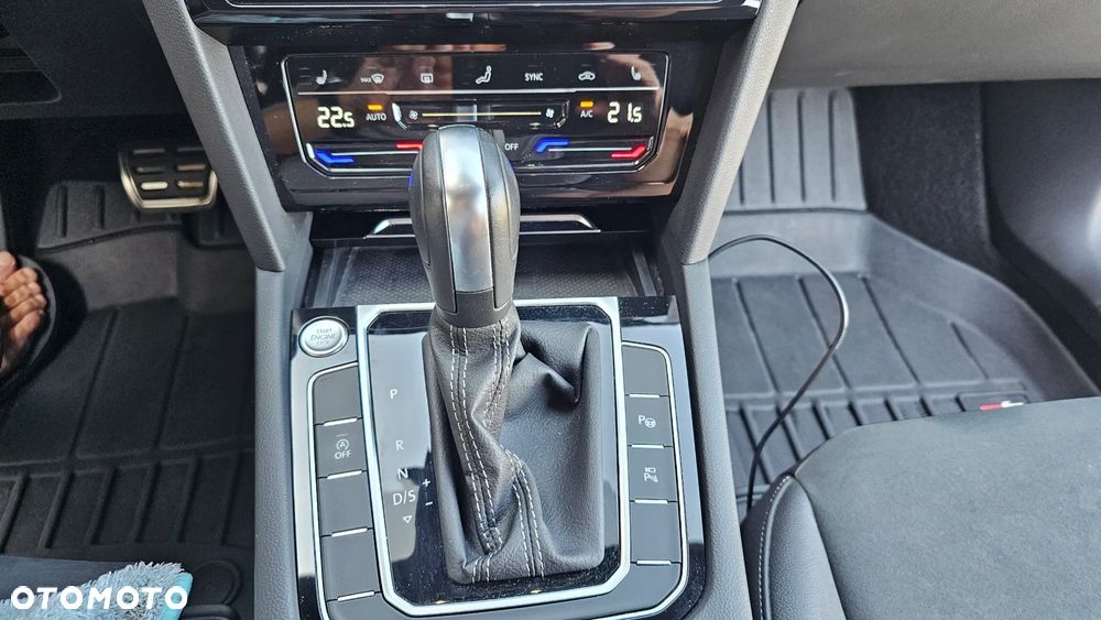 Volkswagen Arteon 2.0 TDI R-Line DSG - 4