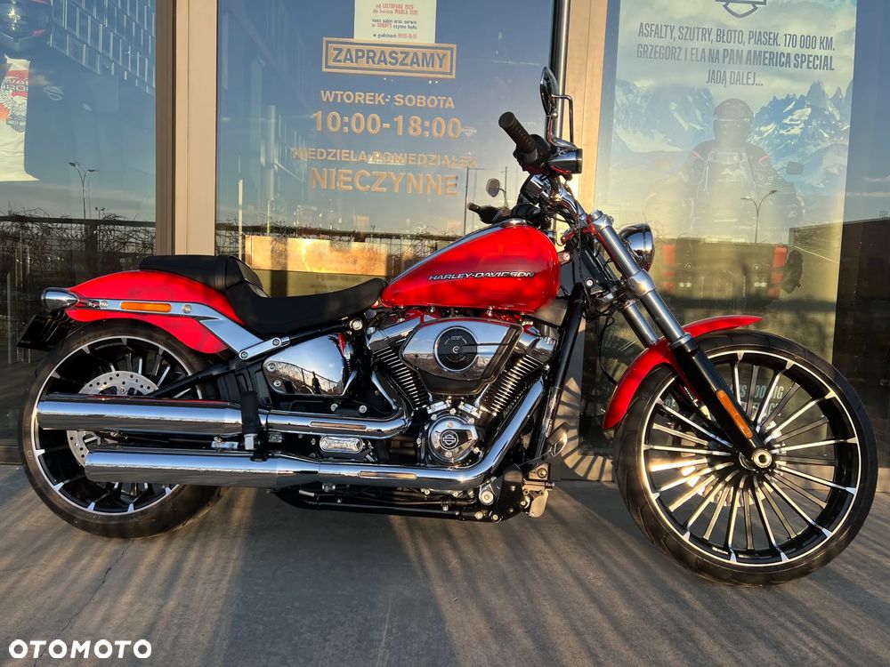 Harley-Davidson Softail Breakout - 2