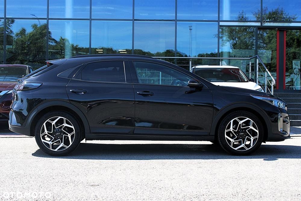 Kia XCeed - 4