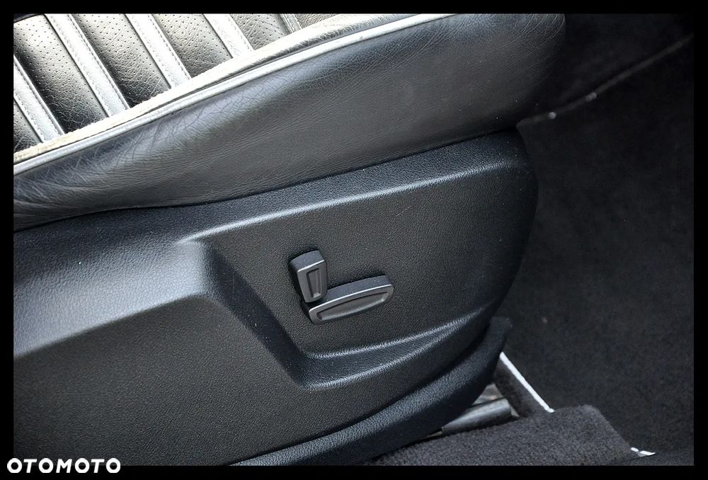 Ford S-Max 2.0 TDCi DPF Platinium X - 34