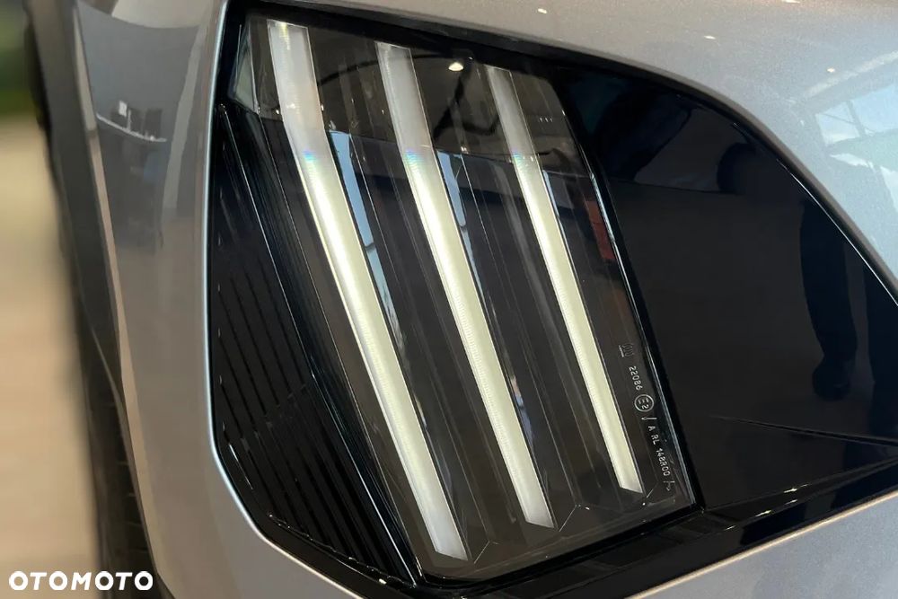 Peugeot 2008 PureTech mHEV Allure e-DCS6 - 14
