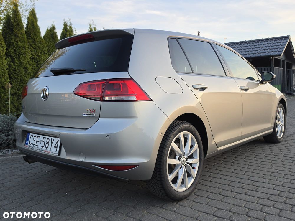 Volkswagen Golf - 2