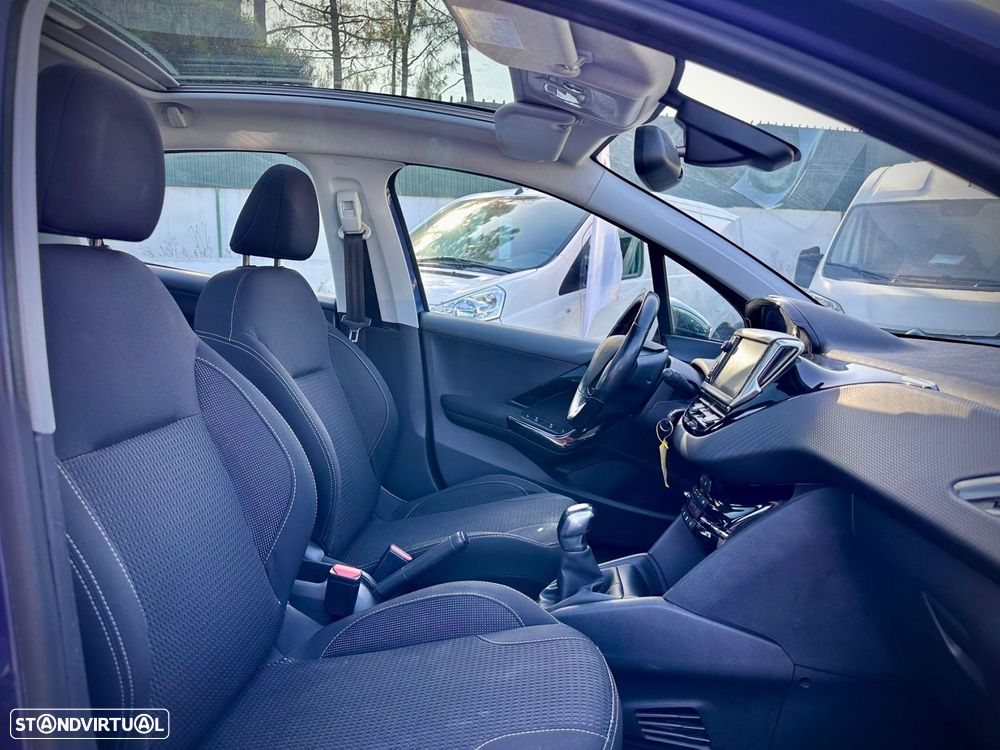 Peugeot 208 1.2 VTi Allure - 9