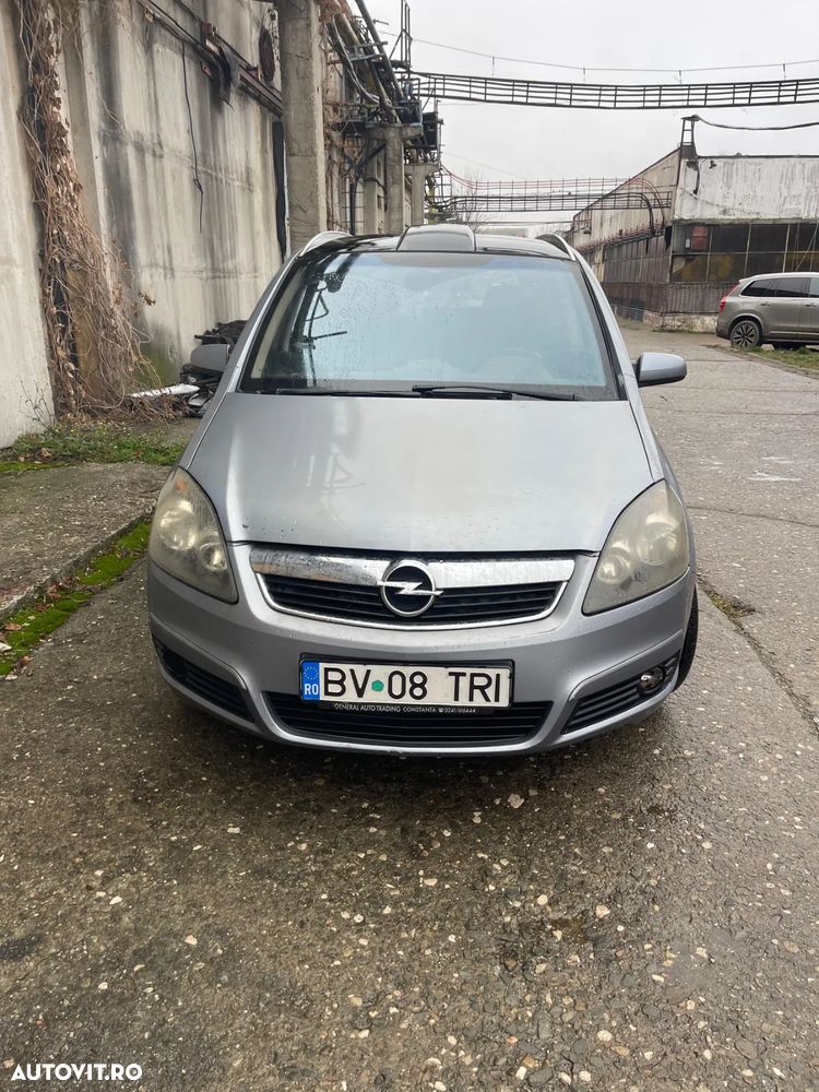 Opel Zafira - 1