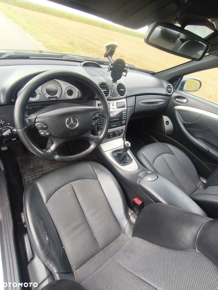 Mercedes-Benz CLK - 6