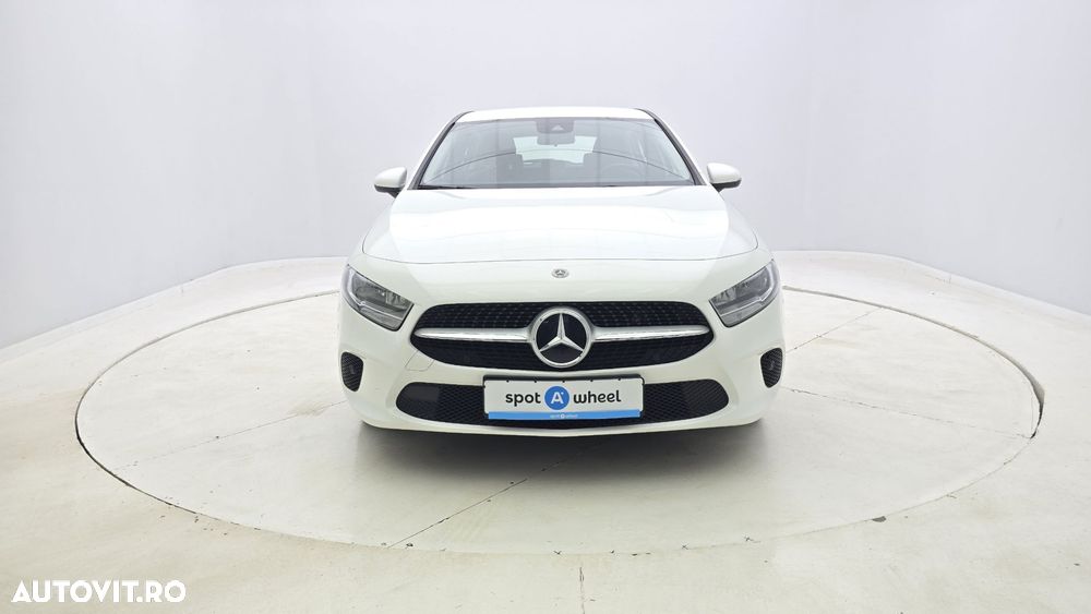 Mercedes-Benz A - 2