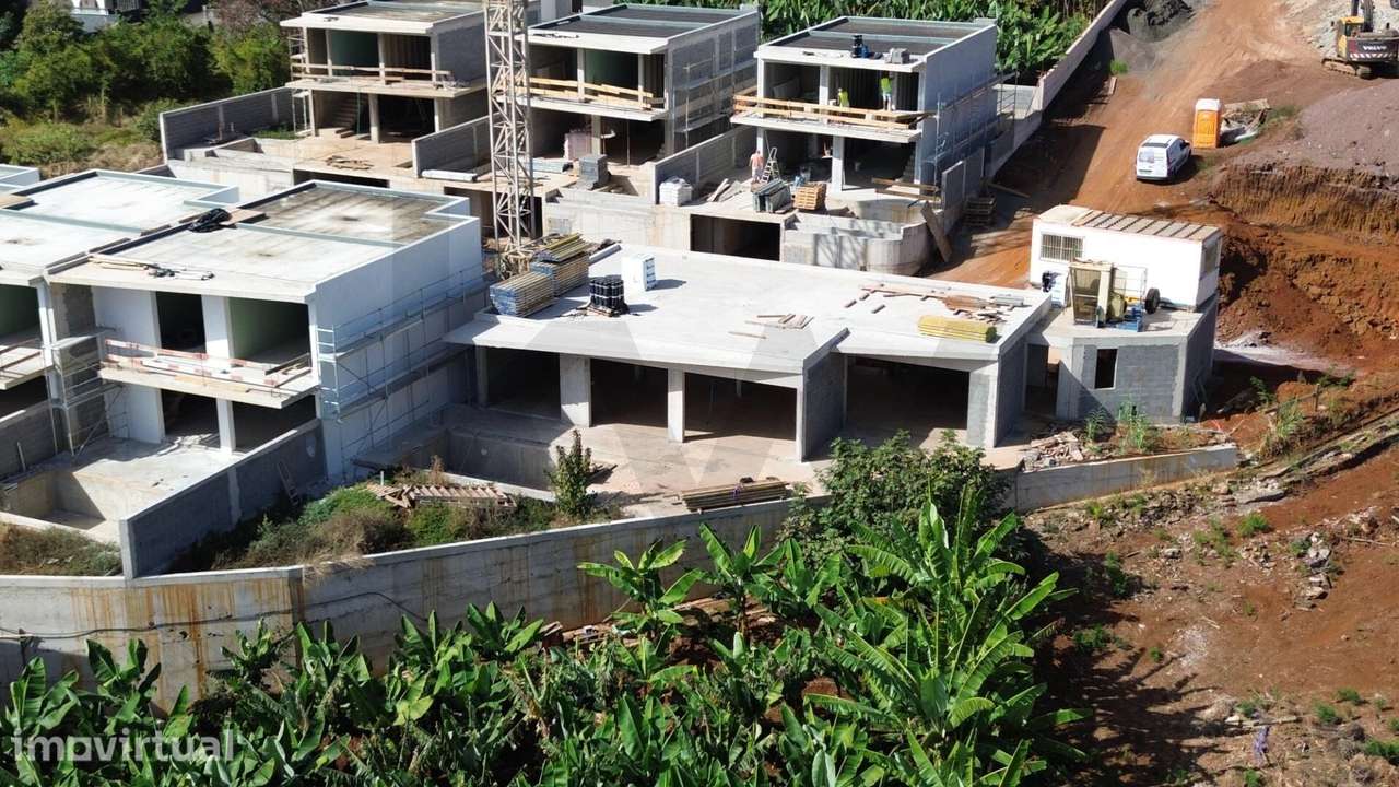 Moradia | Tipologia T3 + 1  | Térrea| Vista Mar | Piscina | Funchal | - Grande imagem: 2/16