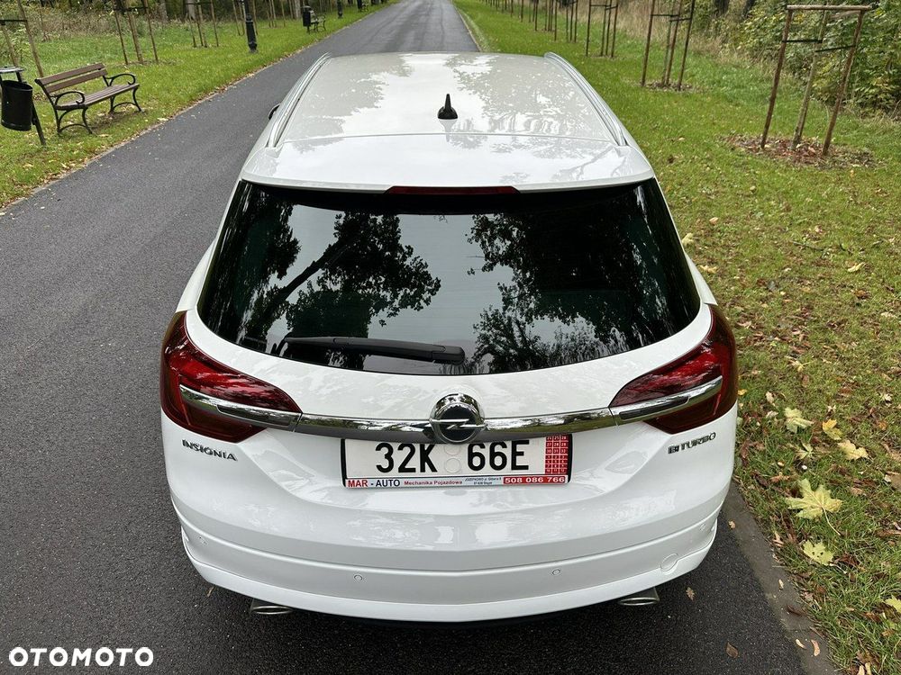 Opel Insignia - 8