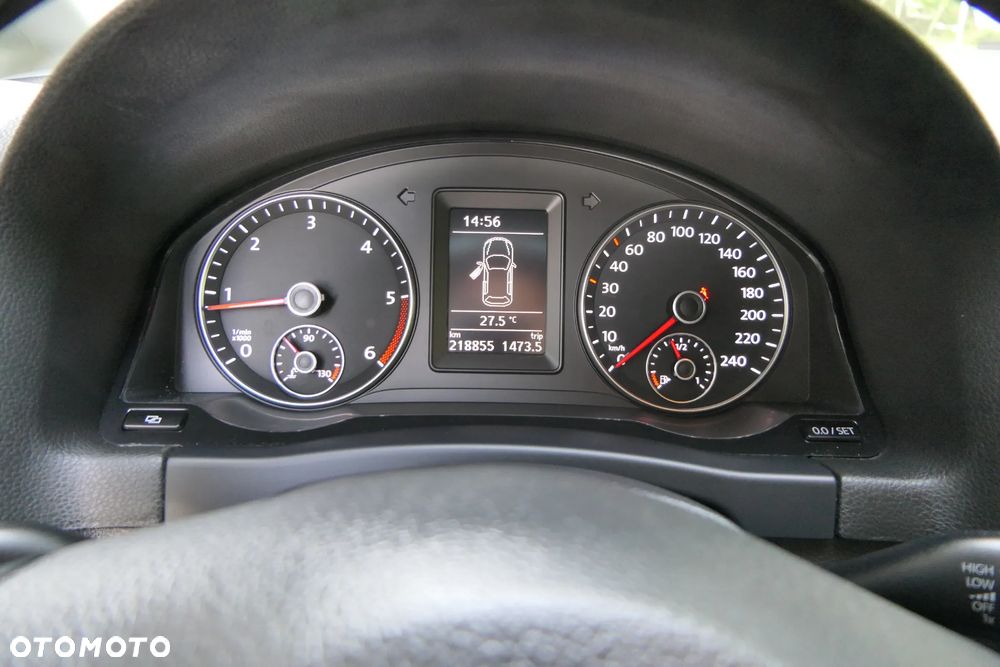 Volkswagen Golf Plus 1.6 TDI DPF Style - 26
