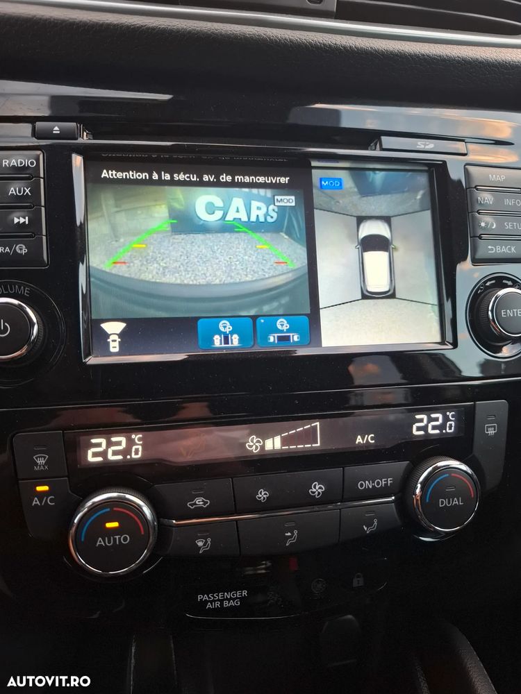 Nissan Qashqai 1.5 DCI Start/Stop N-Connecta - 11