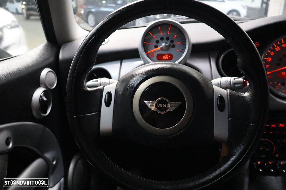 MINI 3 Portas One D Seven - 14