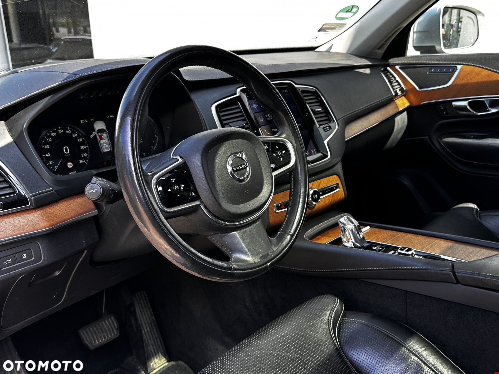 Volvo XC 90 - 24