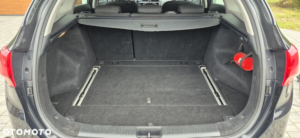 Kia Ceed - 14