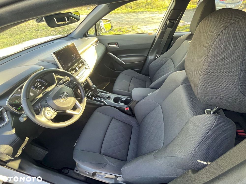 Toyota Corolla Cross - 9