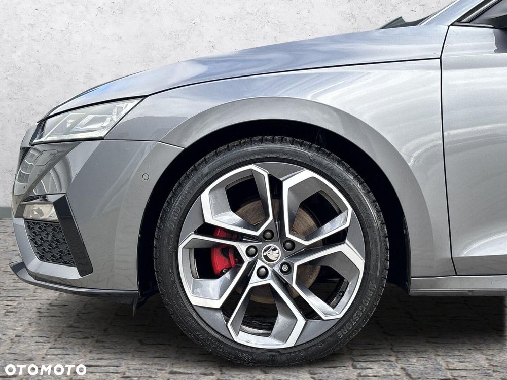 Skoda Octavia 2.0 TDI RS DSG - 37