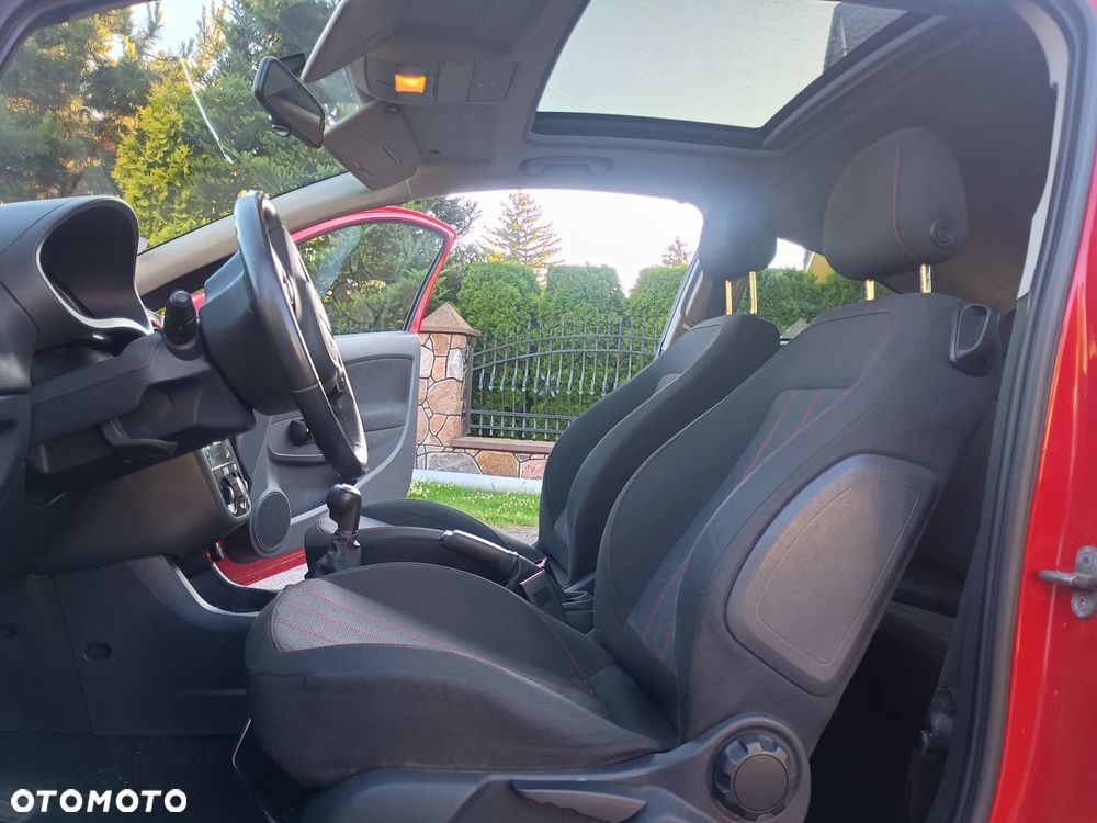 Opel Corsa 1.4 16V Sport - 16