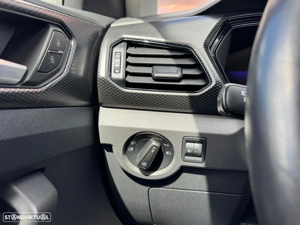 VW T-Cross 1.0 TSI Urban - 30