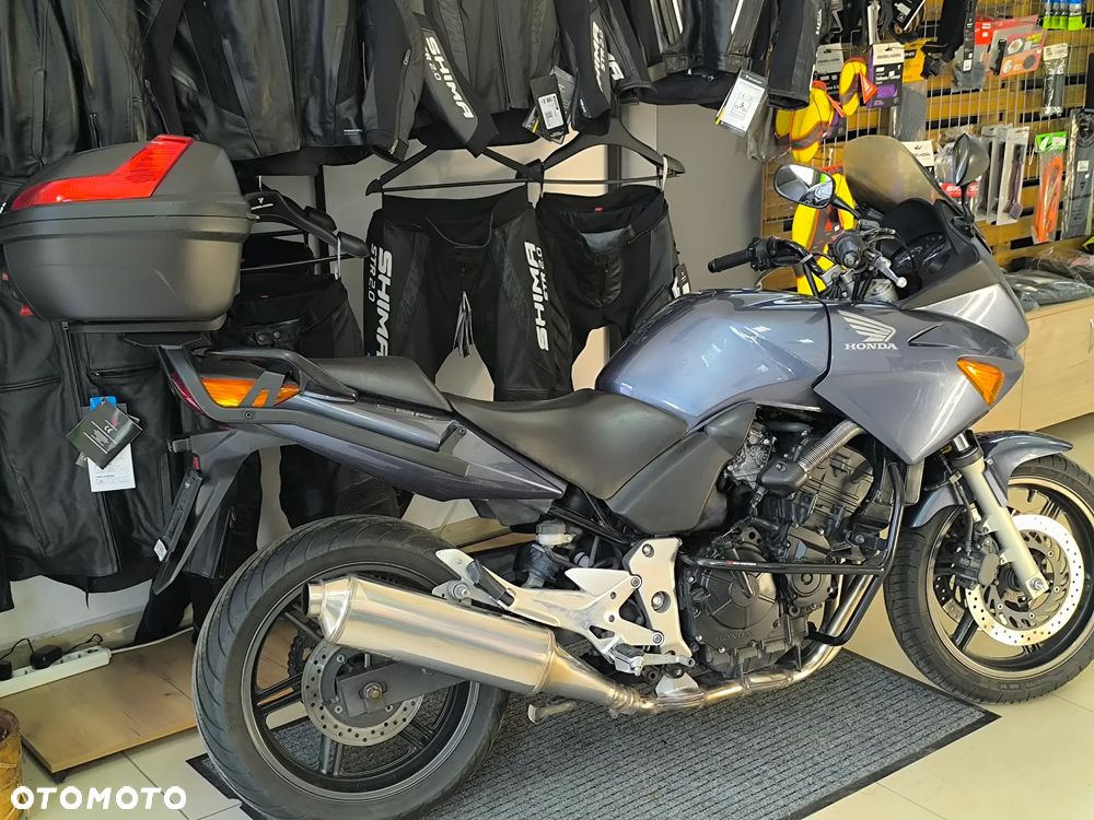 Honda CBF - 2