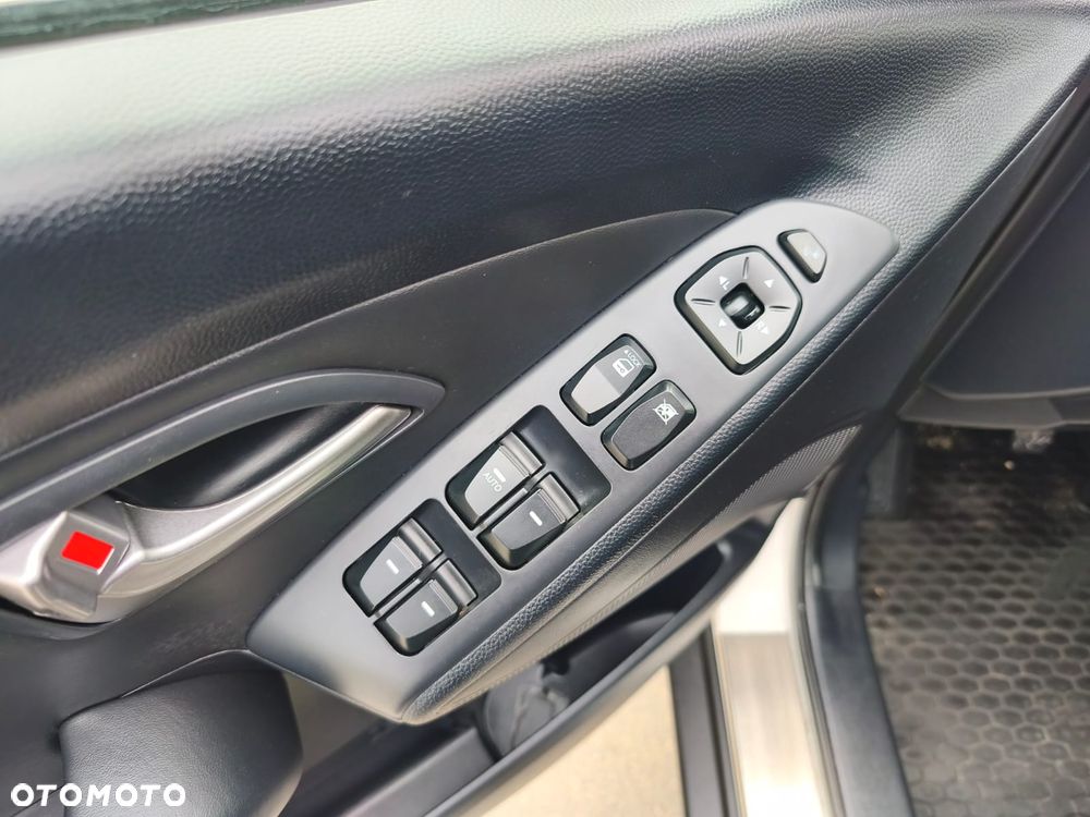 Hyundai ix35 1.6 GDI Premium 2WD - 11