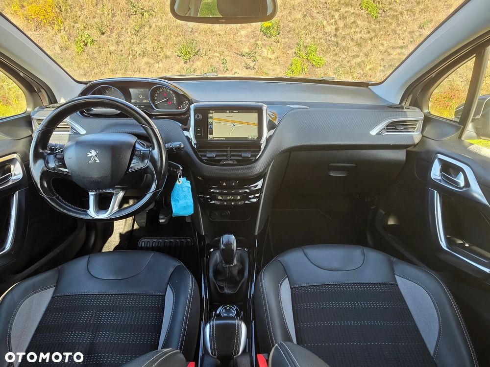 Peugeot 2008 1.6 BlueHDi Allure - 28