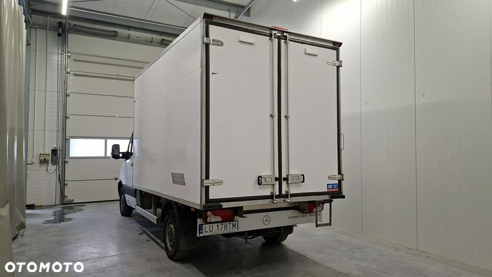 Mercedes-Benz Sprinter - 6