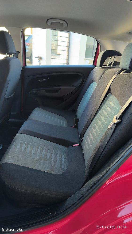 Fiat Grande Punto 1.2 Free J15 - 33