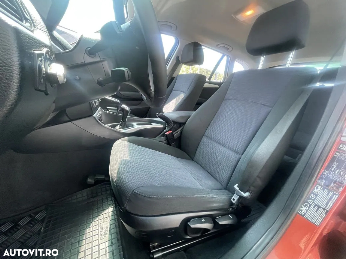 BMW X1 xDrive18d - 12
