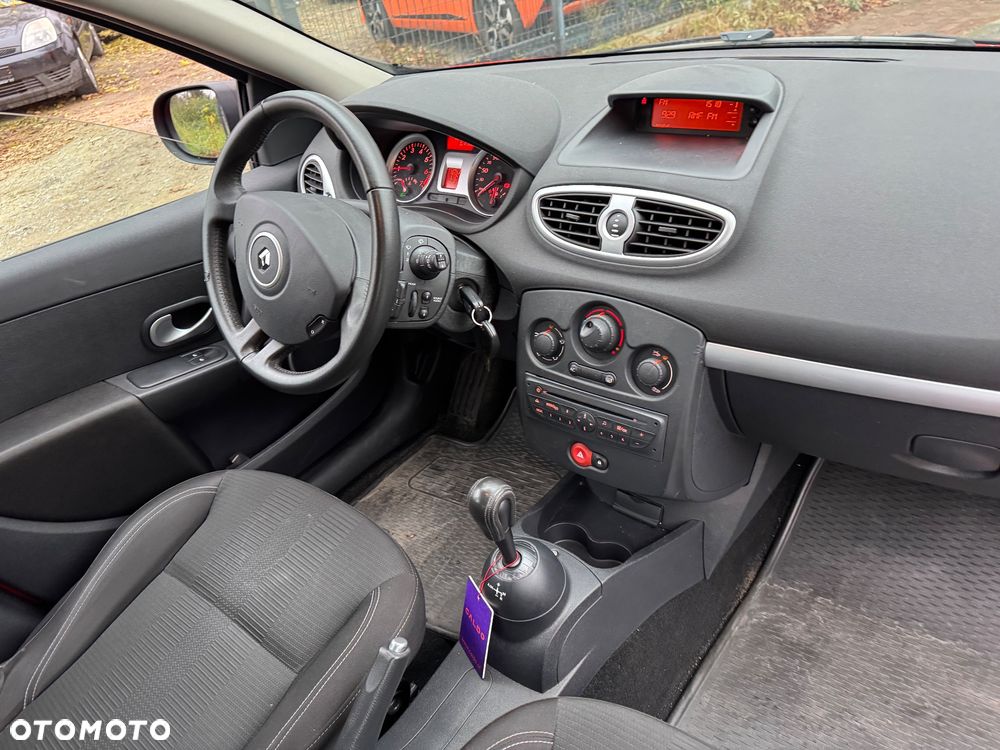 Renault Clio - 20