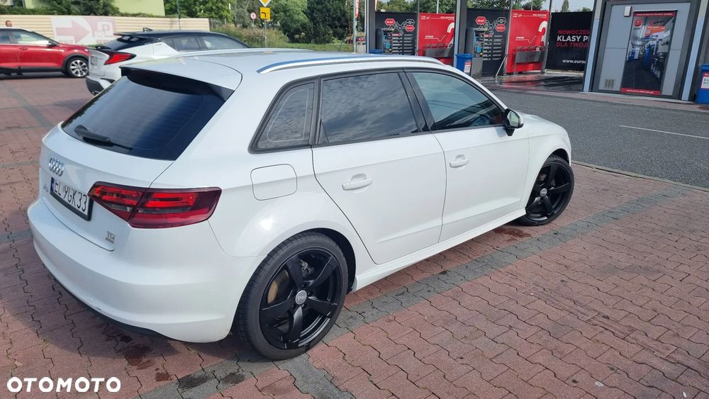Audi A3 Sportback 1.6 TDI ultra Attraction - 10
