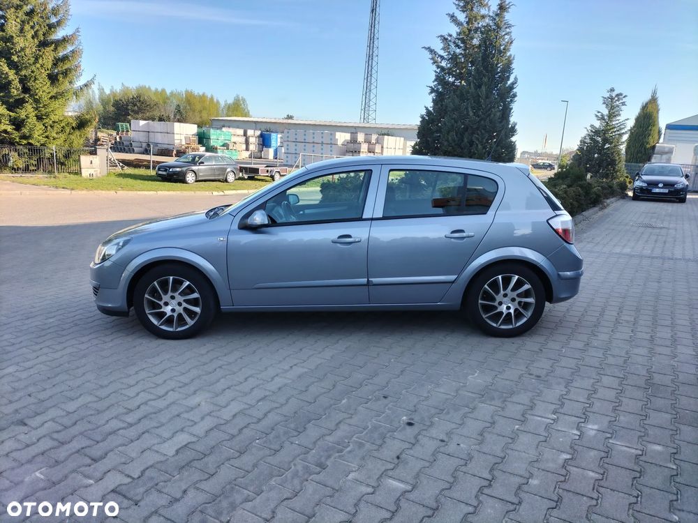 Opel Astra 1.6 Catch me - 12
