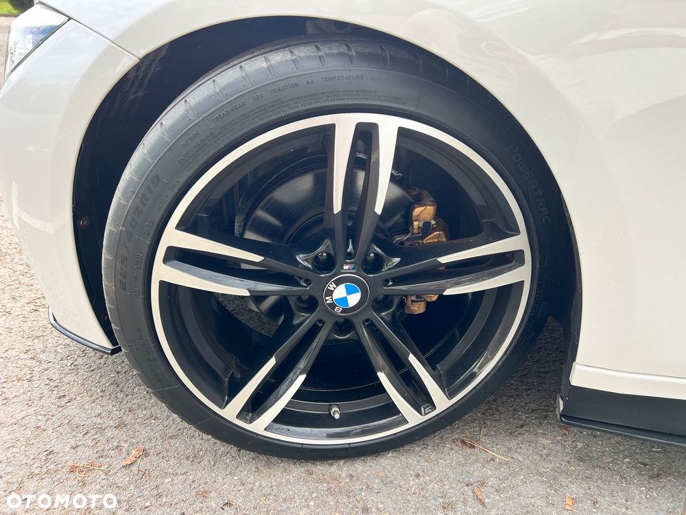 BMW Seria 3 320d DPF Blue Performance Edition Sport - 11