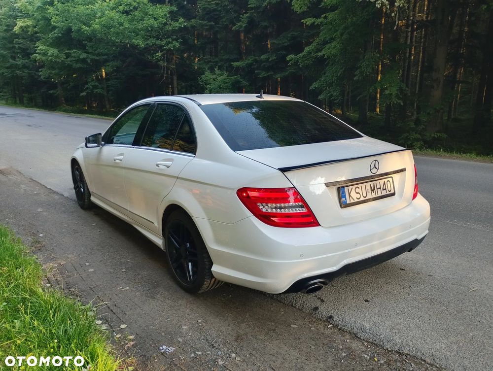 Mercedes-Benz Klasa C 180 7G-TRONIC Edition - 2