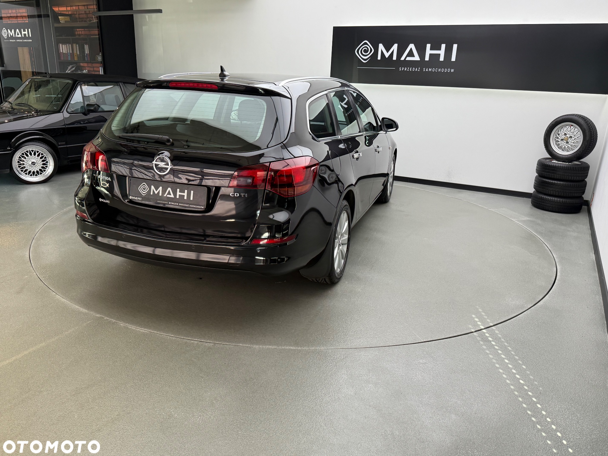 Opel Astra IV 1.7 CDTI Cosmo - 11