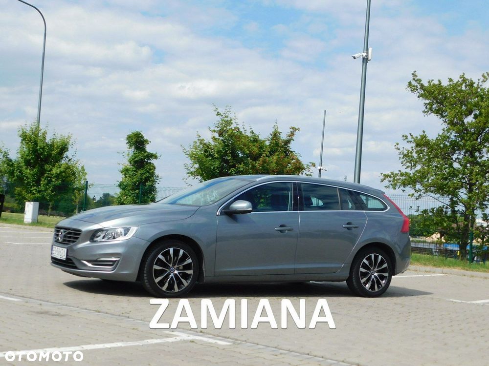 Volvo V60 D3 Drive-E Dynamic Edition (Momentum) - 1