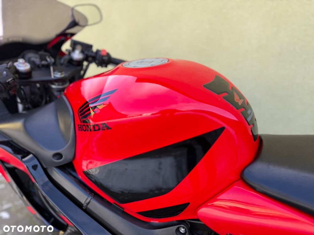 Honda CBR - 31