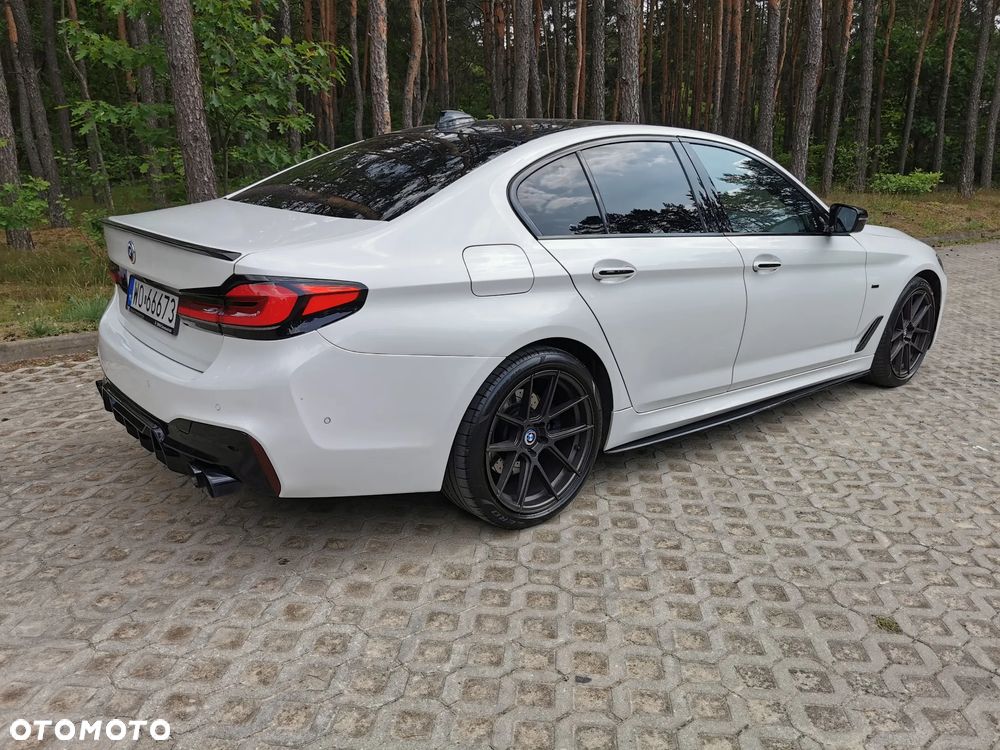 BMW Seria 5 520d xDrive Luxury Line - 9