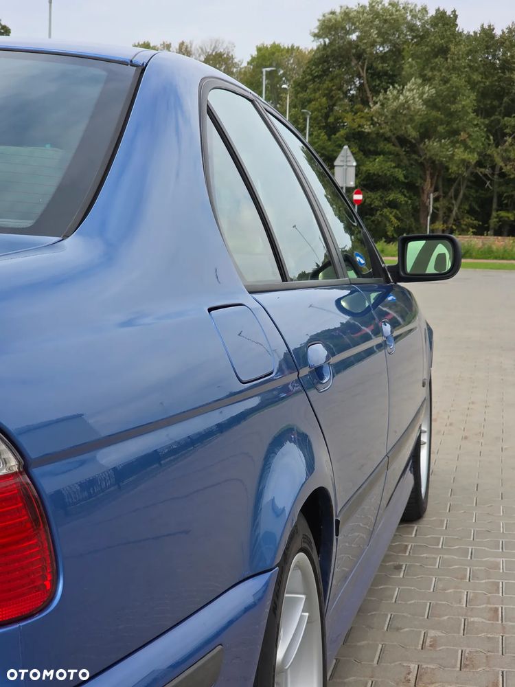BMW Seria 5 - 11