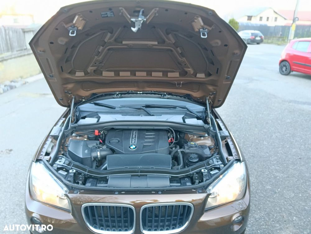 BMW X1 xDrive20d Aut. Sport Line - 30