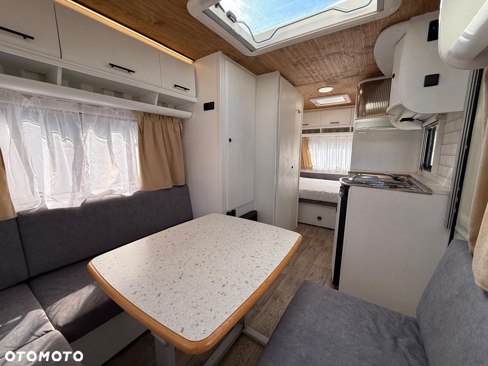 Dethleffs NEW LINE 460 DB/T - 8