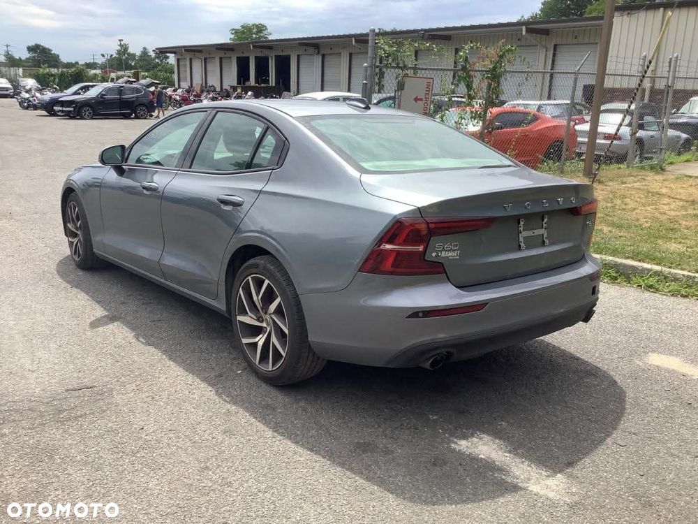 Volvo S60 T6 AWD Momentum Pro - 20