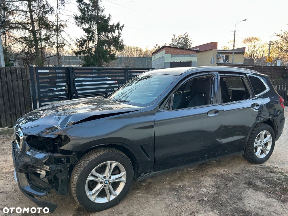 BMW X3 xDrive30i Luxury Line sport - 7