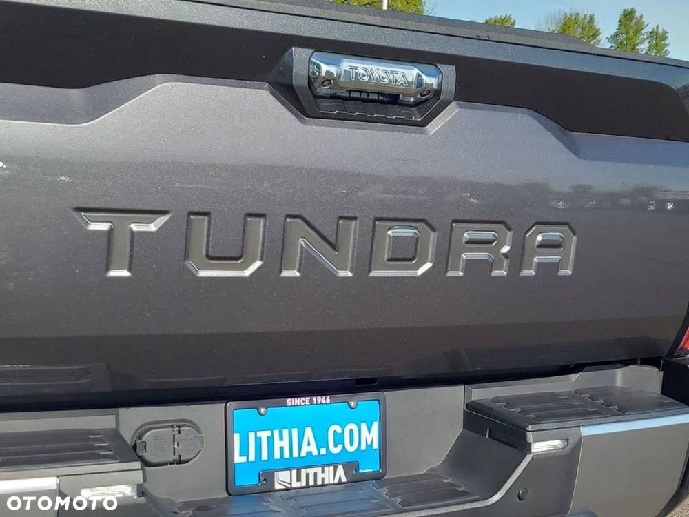 Toyota Tundra - 6
