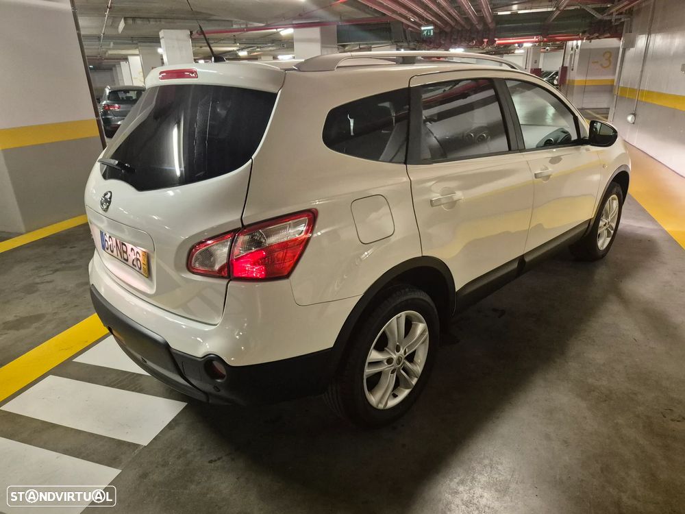 Nissan Qashqai +2 1.5 dCi Tekna Premium 17 - 14